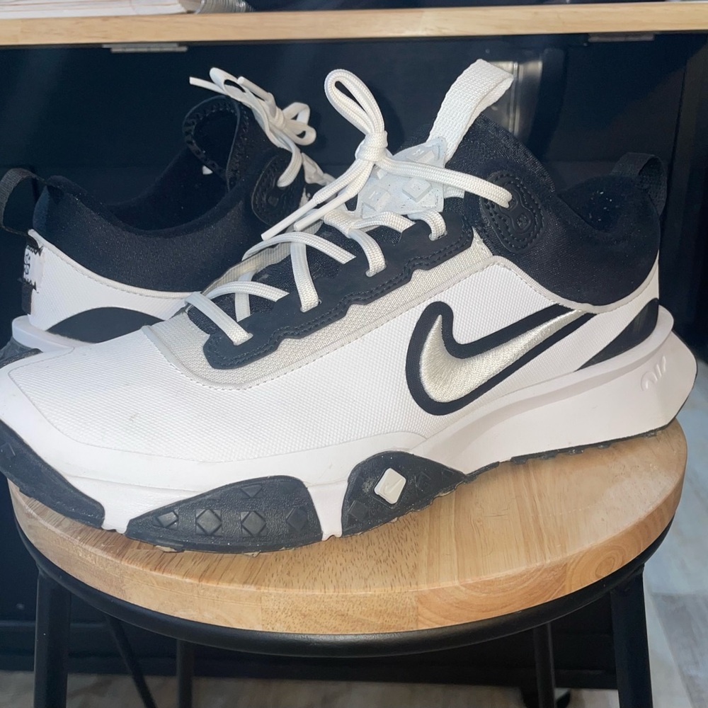 Men’s Nike Air Diamond Varsity Turf